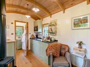 Fotografie z fotogalerie ubytování 1 Bed in Tewkesbury 94686 v destinaci Bushley