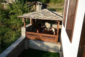 レシテンにあるDelchevata Kushta V Leshtenのギャラリーの写真