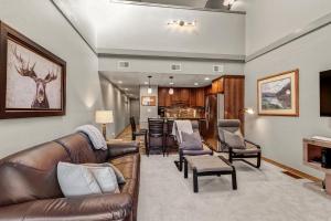 Posezení v ubytování Mountain View Getaway by Great Western Lodging