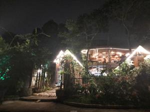 Afbeelding uit fotogalerij van Bungalow HTC tuần châu in Ha Long