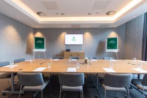 Бизнес-центр и/или конференц-зал в Holiday Inn Blackpool by IHG