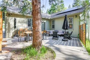 Picturesque Sonora Escape with Patio and Game Room! 레스토랑 또는 맛집