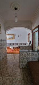 Η κουζίνα ή μικρή κουζίνα στο CASANASSIM