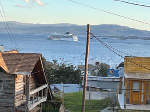 Foto da galeria de VISTA AL FARO Ushuaia em Ushuaia