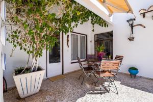 Imagen de la galería de BNB habitación entre mar y montaña, en Calpe