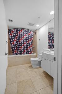 Ванна кімната в Studio in Miami Brickell Business District ICON Residences