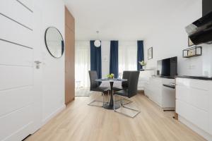 Kuchyňa alebo kuchynka v ubytovaní Sarmacka 25 studio 1 close to Medicover and Paley