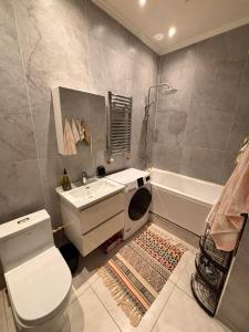 Gallery image of Urban Suites Stylish 1-Bedroom Apartment in Ulaanbaatar +12 photos