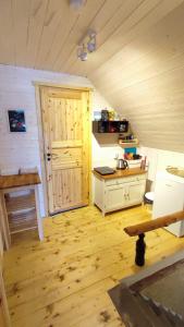 Kuchyň nebo kuchyňský kout v ubytování Self check-in Attic Suite next to Hiking Trails