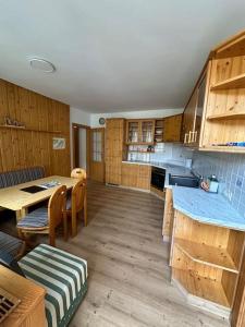Kuchyň nebo kuchyňský kout v ubytování Apartment Weisses Lamm