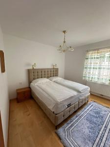 Postel nebo postele na pokoji v ubytování Apartment Weisses Lamm
