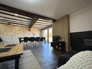 Posezení v ubytování Le gîte du besson Cassagne
