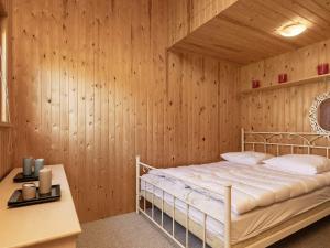 Llit o llits en una habitació de Holiday home Hadsund LX