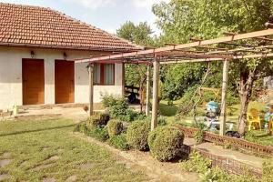 Κήπος έξω από το Granpa house
