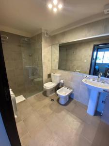 Vannituba majutusasutuses Elegancia y Confort Urbano