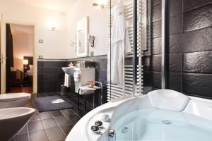 Kúpeľňa v ubytovaní Al Tezzon Hotel