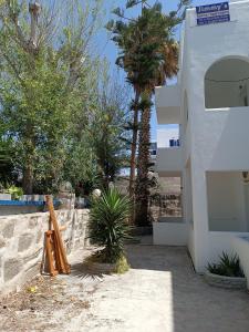 Photo de la galerie de l'établissement Livadia Beach Hostel, à Parikia