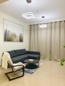 Gallery image of Spacious Condo near Dubai Butterfly Garden with Pool, King Bed, Gym, Wi-Fi in Dubai