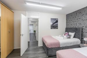 Voodi või voodid majutusasutuse Charming 1-BR Flat in Prime North London Location toas