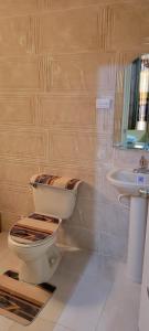 Ванна кімната в K7 Hotel and Lounch