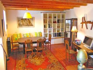 A seating area at El Arcon