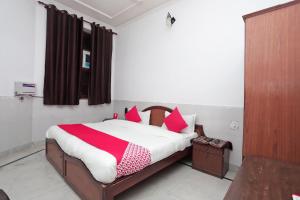 Gallery image of Super OYO The Holiday Homes in Narendranagar