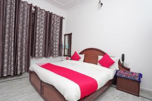 Gallery image of Super OYO The Holiday Homes in Narendranagar