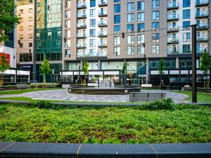 Κήπος έξω από το The Safari Suite Luxury Apartment Milton Keynes