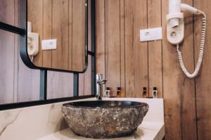 Koupelna v ubytování Hotel Aleksandrija + 37 fotografií