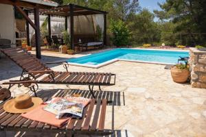 Bazén v ubytovaní Holiday home Parma alebo v jeho blízkosti + 37 fotografií