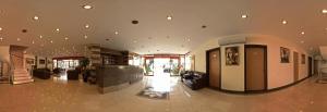 Vstupní hala nebo recepce v ubytování Wassermann Hotel + 37 fotografií