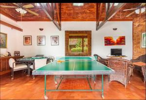 Stolní tenis v ubytování ANAPOIMA Toscana nebo okolí