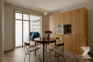 Kuchyňa alebo kuchynka v ubytovaní Sage Apartment