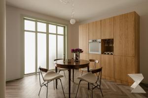 Kuchyňa alebo kuchynka v ubytovaní Sage Apartment