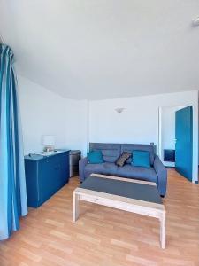 Gallery image of V-Marin 01-Vieux Boucau Appartement 4 personnes dans résidence avec piscine avec vue sur lac marin in Vieux-Boucau-les-Bains