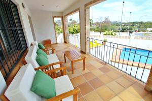 Piscina en o cerca de Maite - spacious villa with views and private pool in Calpe