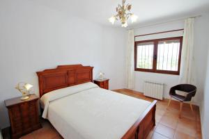 Cama o camas de una habitación en Maite - spacious villa with views and private pool in Calpe
