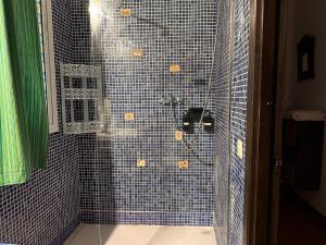 Łazienka w obiekcie Casa Rural Navalonguilla con piscina