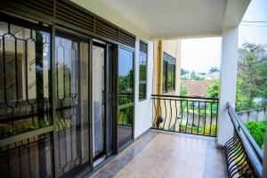Gallery image of Spacious greenery hideout with botanical view in Kampala