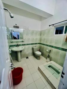 Φωτογραφία από το άλμπουμ του Paradise Rain Hotel σε Garhn