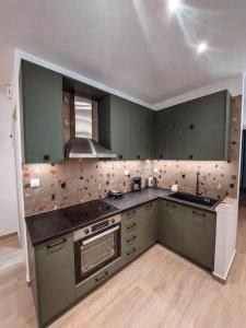 Köök või kööginurk majutusasutuses Iris Apartment Livadeia