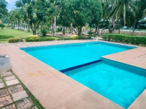 Bassein majutusasutuses Nilambara Lake View või selle lähedal