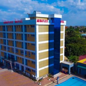 Bazén v ubytování Armaflex Hotel Lira nebo v jeho okolí
