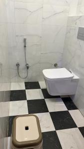 Un baño de AYODHYA MY PRIDE