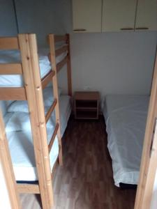 Φωτογραφία από το άλμπουμ του Mobile-Home à la Ferme σε Issé
