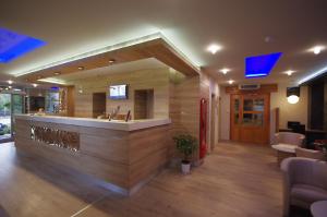 Vstupní hala nebo recepce v ubytování Hotel Vadászkürt Superior