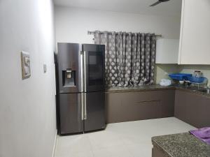 SiruseriOMR IT SIPCOT Area Apartment的相册照片