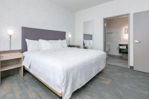 Postel nebo postele na pokoji v ubytování Home2 Suites By Hilton Huntsville, Tx