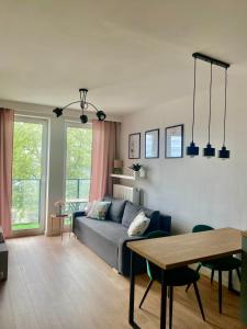 Posedenie v ubytovaní Airport Green Apartment KL21 - air condition & free parking