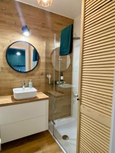 Kúpeľňa v ubytovaní Airport Green Apartment KL21 - air condition & free parking